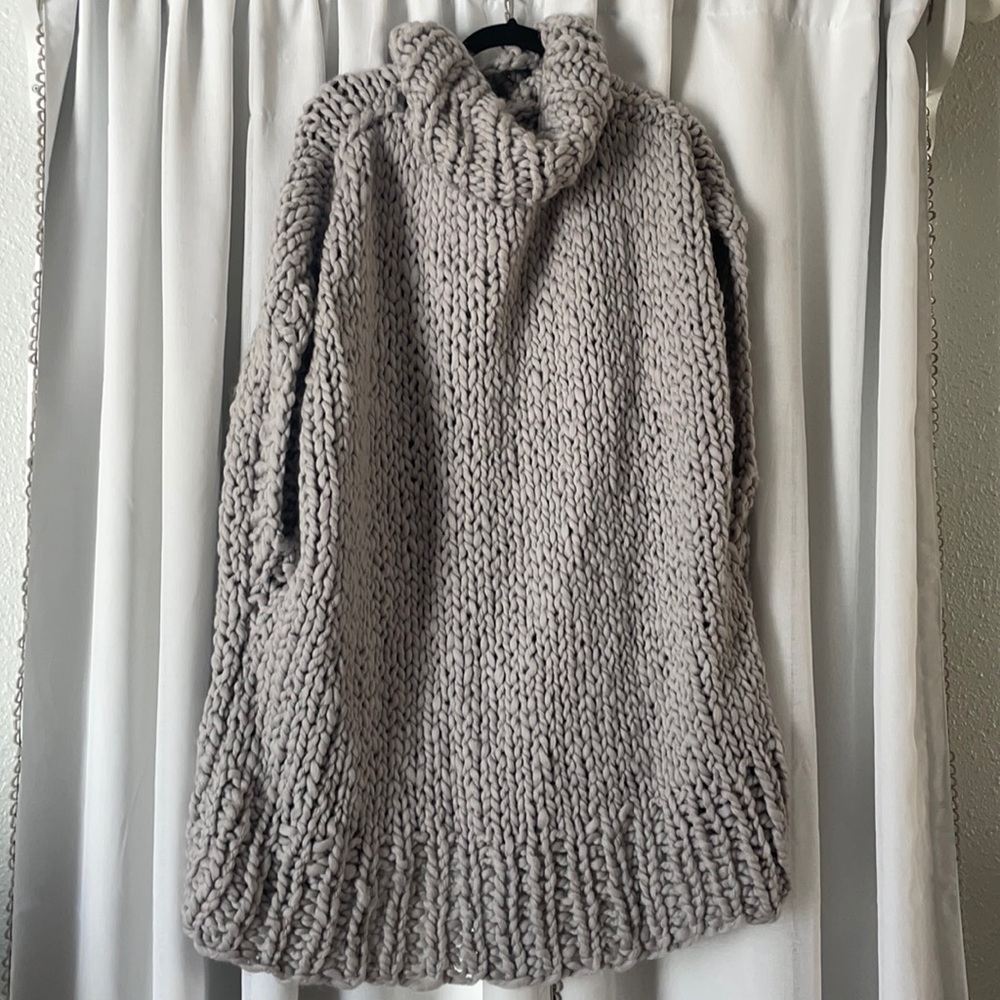 LOOPY MANGO Merino Wool Grey Poncho NWT